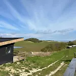 Cozy Tiny House In Nature - B 아파트 Sejerby